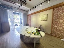 租金5个点的商铺,盘门景区门口!东大街新市路口买2层送1层。