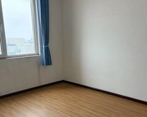 国海公寓 3室2厅 南 北