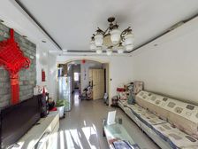 此房满五唯一,南北通透,正规三居室,二层,适合三