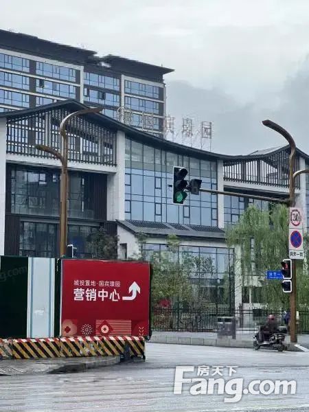 小区相关图