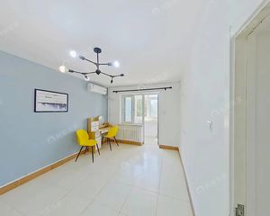 潘家园,松榆里,2居,电梯5层,已经老旧改造,满五