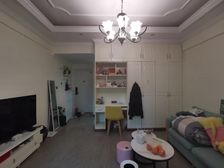 大坪轻轨站旁 红城丽景 一室一厅精装修视野开阔