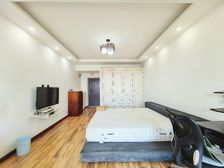 大坪医院旁边 轻轨站楼上 精装小户型