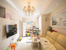 房子精装修,一梯三户,南北通,小区安静位置,近东明站双轨