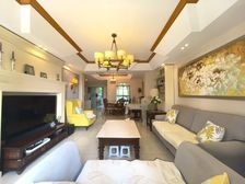 江北区 龙湖春森彼岸一二期 三房 238万