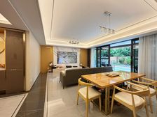 南岸区 金辉御江府 四房 650万