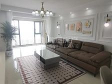 豪华装修3室2厅2卫1阳台,拎包入住,采光好