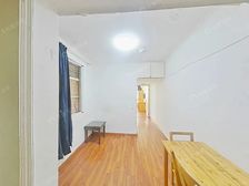 楼层佳,位置好,配套设施成熟,生活居住舒适