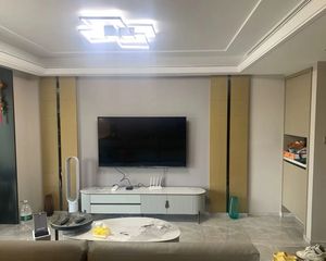 春月江澜3室2厅2卫南朝向300.0万元/套出售