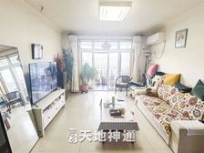 天地神通馥郁苑客厅通阳台眼镜房随时看房