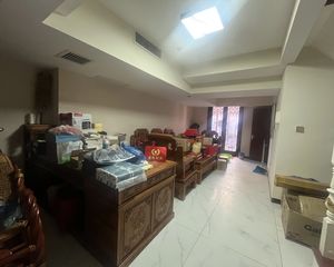 远大美域4室2厅豪华装修