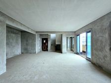 方正四房,端头户型,带88平米露台