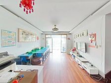 新上好房,送120平的大露台,采光无遮挡,业主自住诚意卖