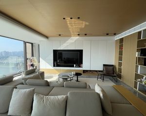 铂翠湾4室2厅3卫南朝向880.0万元/套出售