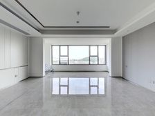 崂山壹号院 精装 一次未住 全明大三居室,户型方正,采光好