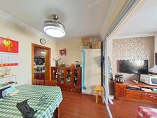 万万没想到,在茫茫浩瀚楼市中,客户们垂涎于人间好房,唯此一套