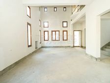 刚出独栋,大绿地600平,三厅平铺,温泉入户。