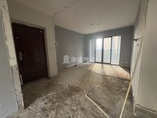 茂业天地锦园 3室2卫 超高性价比 有钥匙 毛坯