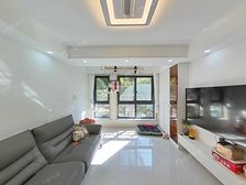 新出好房中间位置正对花园采光通风俱佳诚意出售