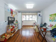 真源小区3室2厅1卫1阳台5/7层