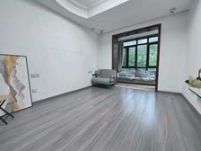 田园别墅送500平大花园,使用面积大,让您居住舒适!