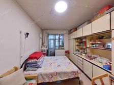 属小学南北带厅两居室看房随时中间楼层前后不临街