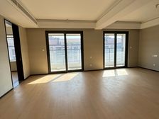 雅戈尔江上4室2厅2卫南朝向500.0万元/套出售