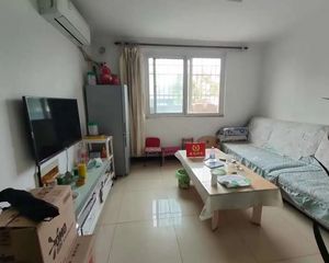 正南雲北小区1室1厅精装修