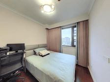 海语府 上储能 位置很好 龙湖天街 2-8轻轨 次新小区