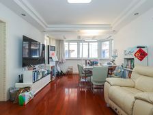 新普陀+梅陇新上全明两房一厅,小区中心位置,视野好采光好