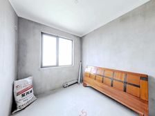 仓聚里 次新房 全新毛坯 双阳台户型佳 好楼层 临轻轨