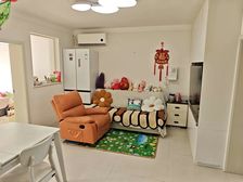 南北通透仓上小区3室1厅精装修