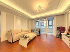 印象品,新上套四,高标准装修,房龄新,随时看房