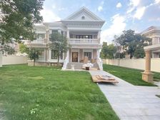 业主诚意出售, 靠近国家会展中心,核心位置,欧式别墅,真实房