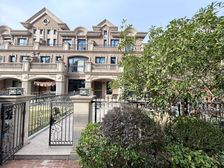 君悦湾 蕞便宜的联排边套别墅 业主诚意出售 价格想谈找我