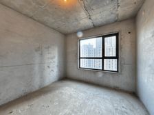 20年交房,精装楼道,近公园,采光好