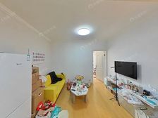 新挂牌+电梯精装一房一厅+随时看+位置安静+南站三轨交!