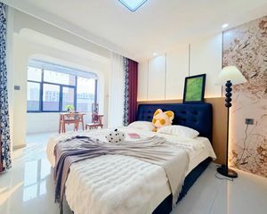 超大社区 停车方便 三楼带茶室落地窗,双气地下室