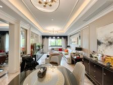 阁楼也是大套房, 双车位, 比邻高尔夫球场, 保养如新,诚售