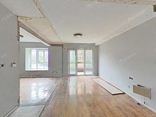 一梯一户带产权车位 四开间朝南任君装修 近宝龙广场远香湖公园