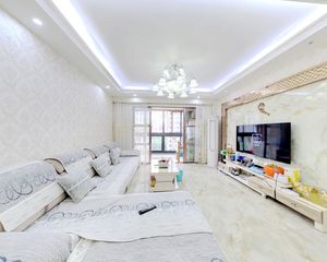 长丰丽江苑 精装 中间楼层 楼间距开阔 采光通风好