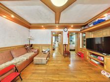 飞虹新村 中间楼层 出行方便 诚心出售 经典三房 诚售