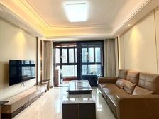 长东南 中心医院 附小老四中学区 湖悦天境 70万 3室2厅