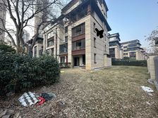 200平大花园世茂大观东端下叠,采光全天无档 ,视野极佳,急