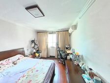 新上边套全明,一梯两户,花园位置,中间楼层,业主诚心出掉好谈