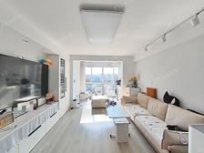 边套全明三年内婚房装修 南北两房 满五年 拎包入住 诚售