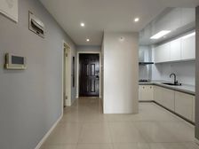 精装房 提包入住 双地铁站 日月光中心广场