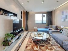 风格璟院 自住装修160万 31+32楼+130平露台