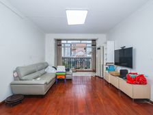 稀缺飞机户型 两房 诚意出售 看房随时 性价比高 诚意出售