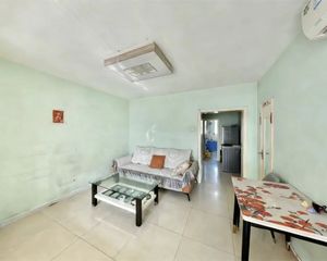 东兴一区一居室出售,价格好谈